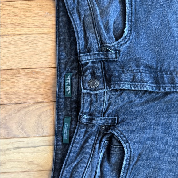 Wild Fable Women’s Relaxed Charcoal Distressed Jeans - Picture 4 of 10